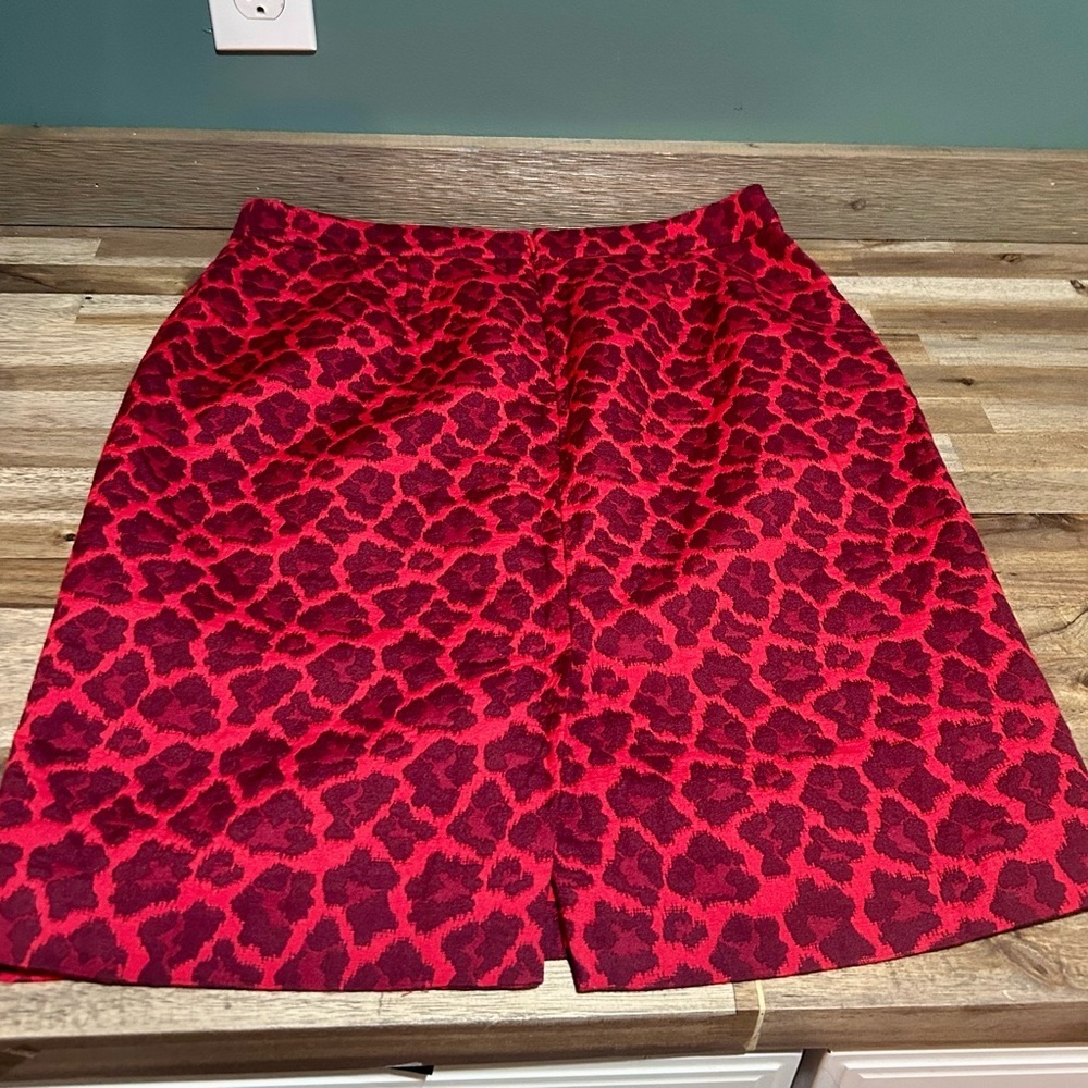 Talbots Petite Red Leopard Jacquard Pencil Skirt Career Work Party 10P - Picture 2 of 5